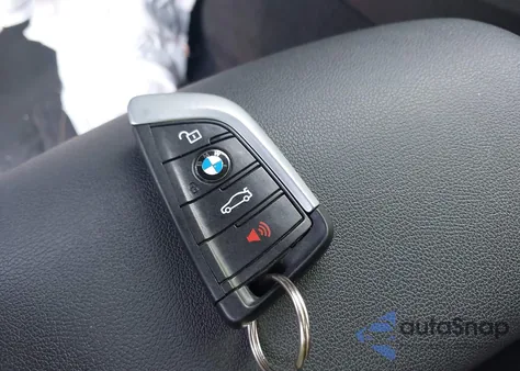 2019 BMW X3 Sdrive30I z USA, uszkodzony, nr VIN 5UXTR7C50KLF34122